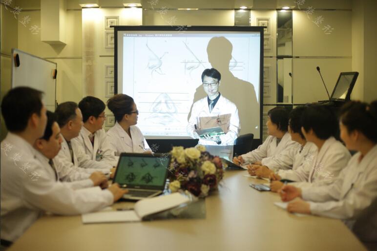 2022北京做黄金微针整形哪所医院比较出名，当然是这四家医美技